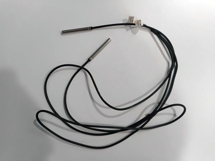 Датчик водонагревателя 2 м + Клеммный разъем. De Dietrich SFH22056
