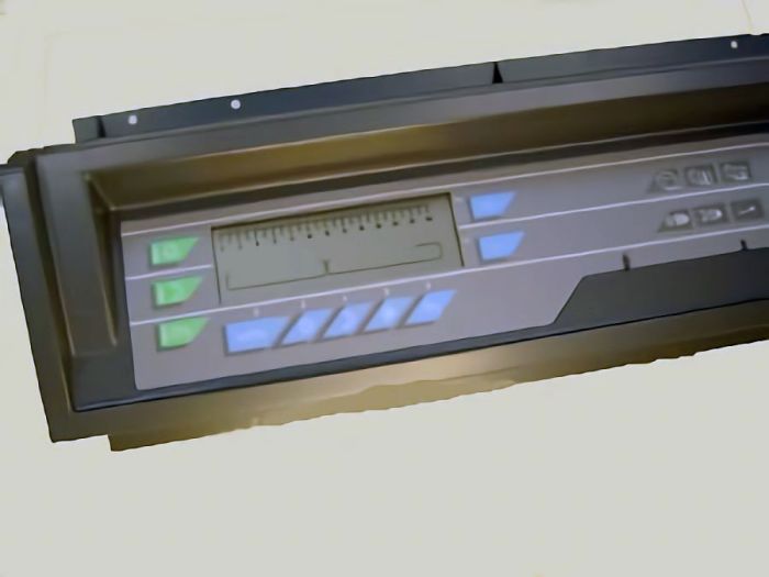Передняя часть панели управления Diematic DTG 210 (не поставляется). De Dietrich 88055559