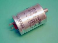 Конденсатор 16mF- 420V-470V G32-8/9S. De Dietrich 97951057