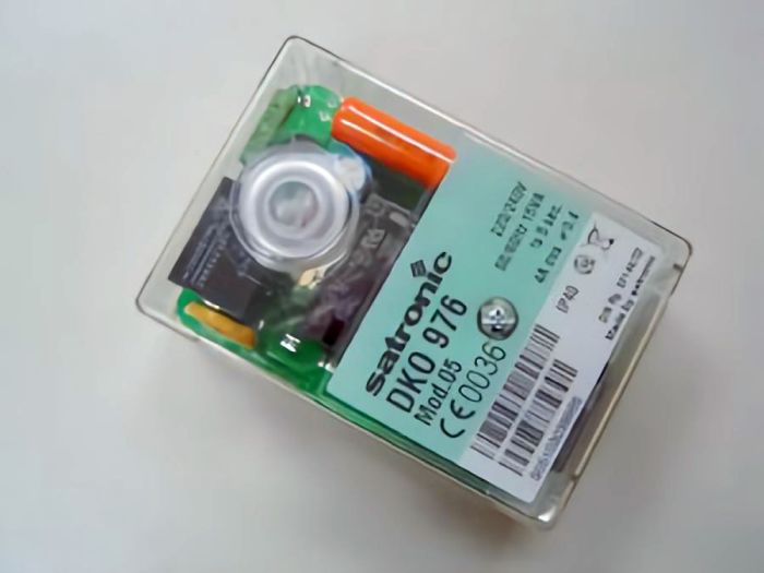 Блок управления и безопасности DKO976-N MOD.05 S1. De Dietrich 97955736
