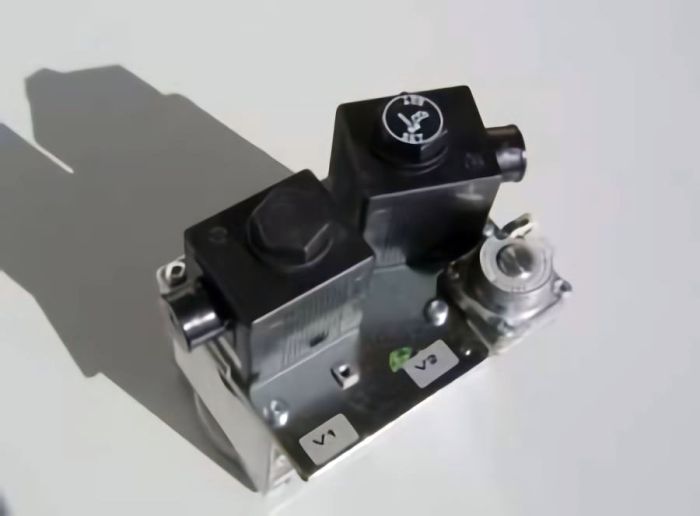 Газовый клапан - 5-6 секционные котлы. De Dietrich S100575