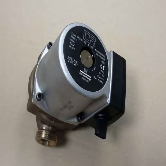 Насос ГВС UPO 15/30. De Dietrich S101316